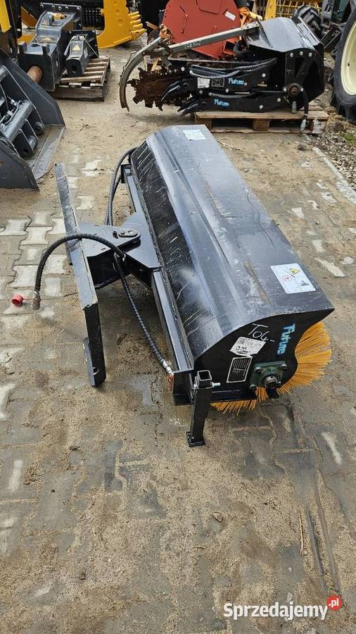 Szczotka zamiatarka 150 do Bobcat miniładowarka Sochaczew