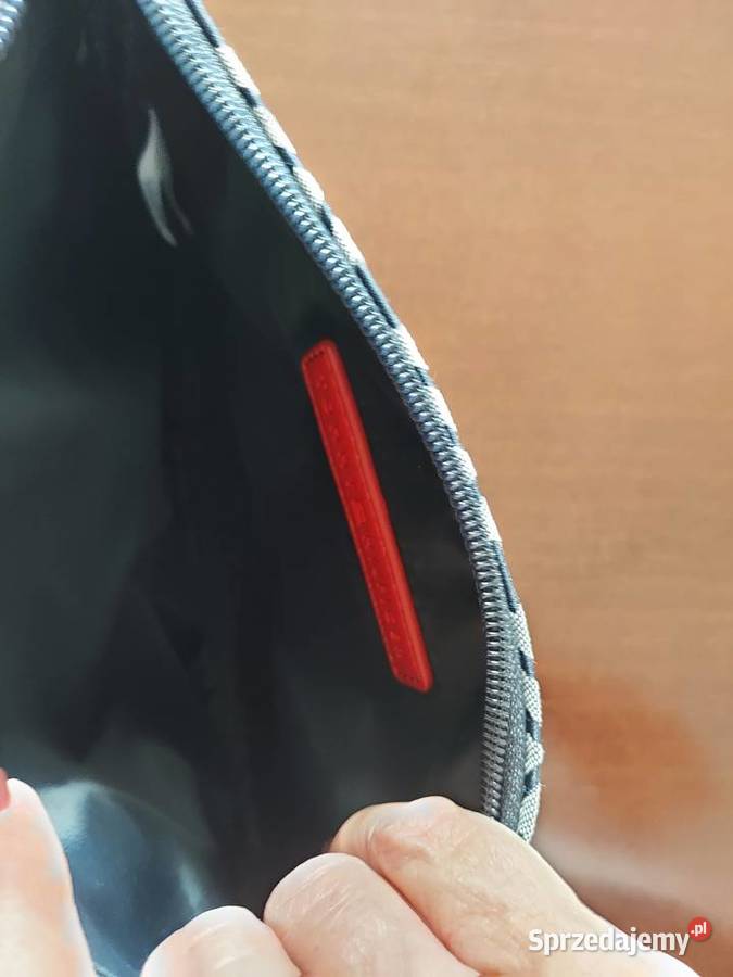 Tommy Hilfiger kosmetyczka torebka oryginalna z Marki
