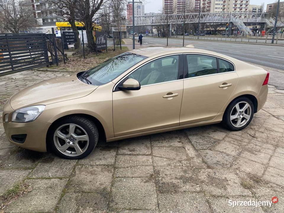 Samochód w stanie Warszawa sprzedam