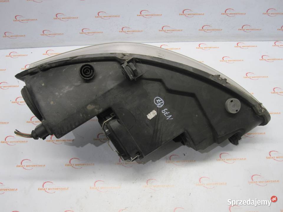 SEAT LEON II LIFT 10r lampa prawa przód Oświetlenie