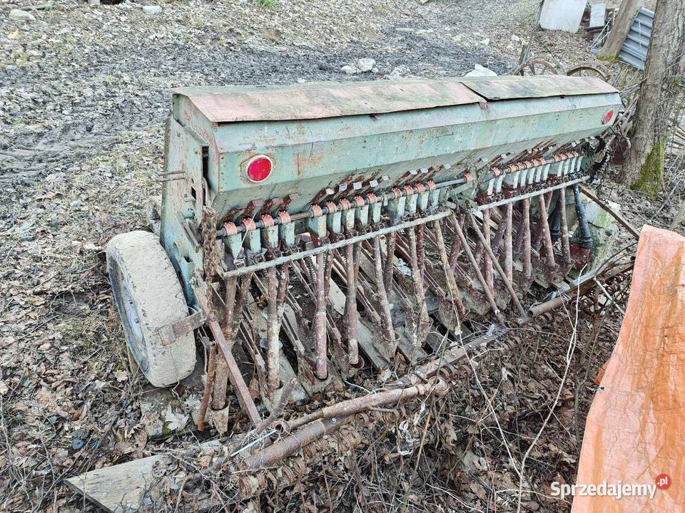 Siewnik zbożowy Poznaniak Pstrągowa