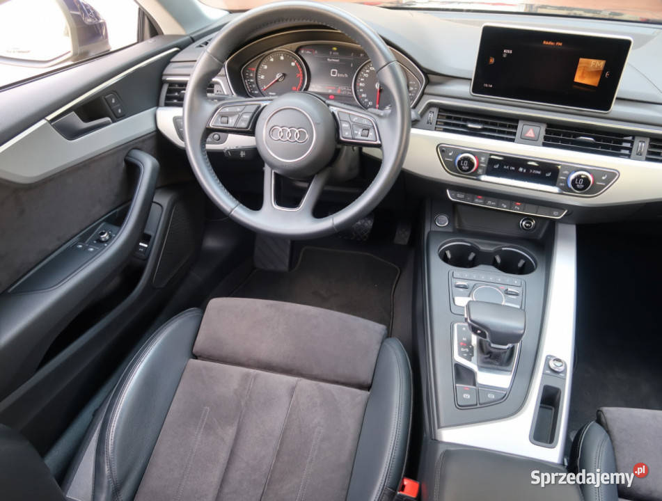 Audi A5 40 TFSI gniazdo USB