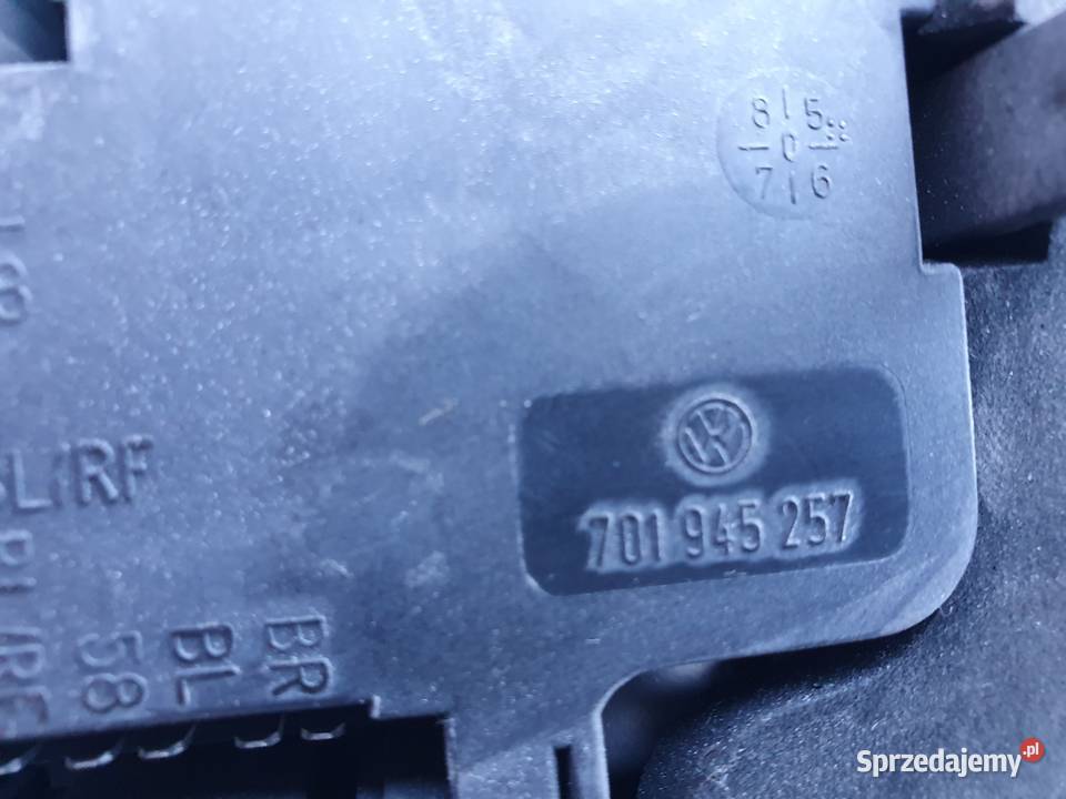 Lampa lewy tył vw t4 caravelle multivan Ostrowiec Świętokrzyski