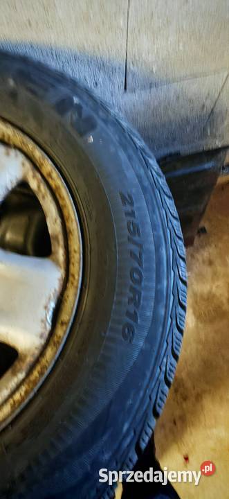 Komplet kół stalowych z oponami zimowymi Toyota Motoryzacja Nowa Biała