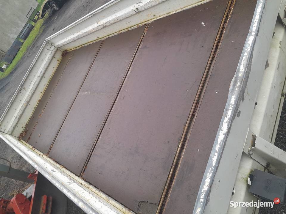 Przyczepa samochodowa dmc 2000 Polanów