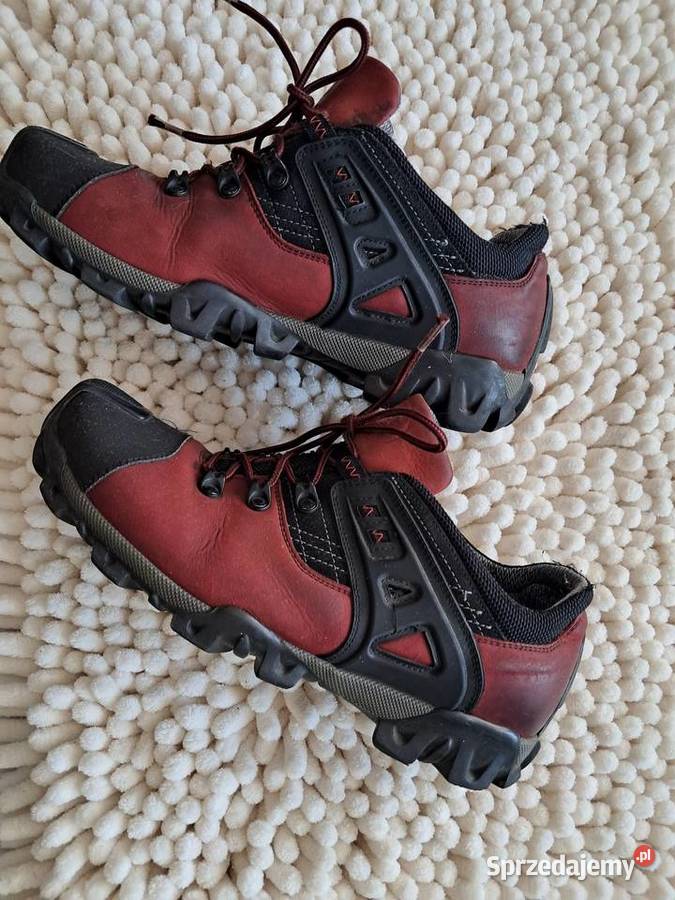 Buty trekingowe firmy BZDURY 38 długość wkładki Zgierz