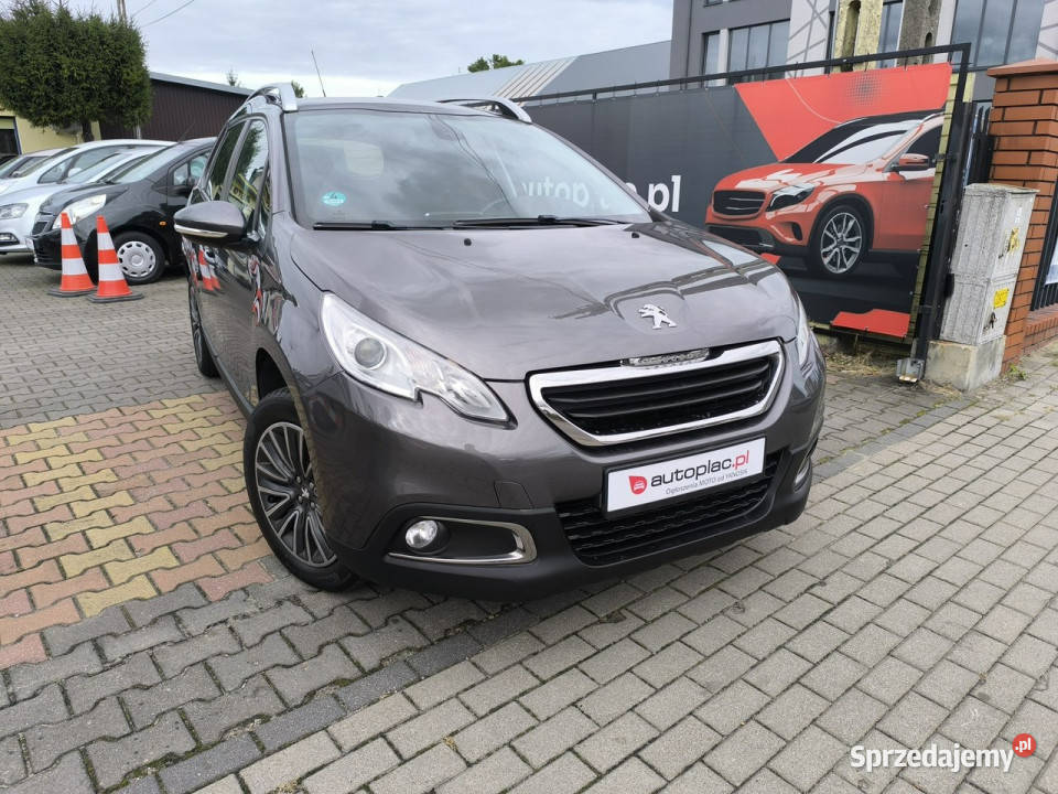 Peugeot 2008 12i Turbo 110 Klima Panorama Navi ASR (kontrola trakcji) sprzedam