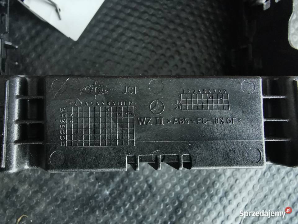 Stelaż ramka radia cd mb mercedes benz aklasa wielkopolskie Sieraków