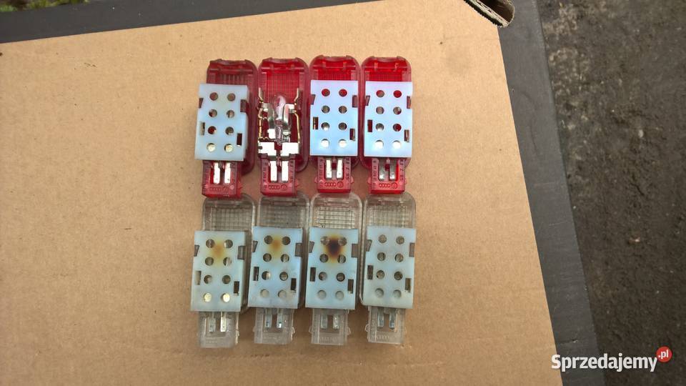 Lampka boczka drzwi Audi a6 c5 a4 a3 4xbiała Chełm sprzedam
