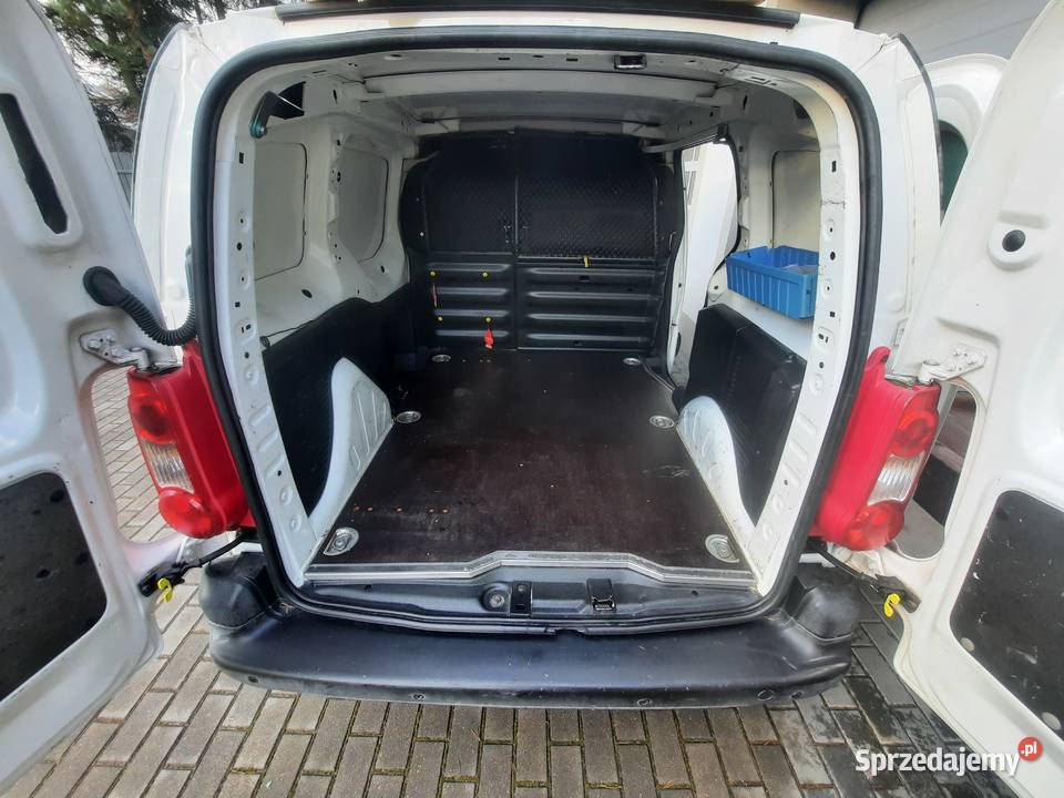 Citroen Berlingo 16hdi bezwypadkowy zadbany poduszka powietrzna
