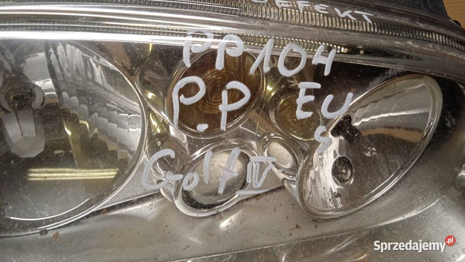 VW GOLF IV LAMPA PRZÓD PRAWA EU DEFEKT osobowe Zbierkowo