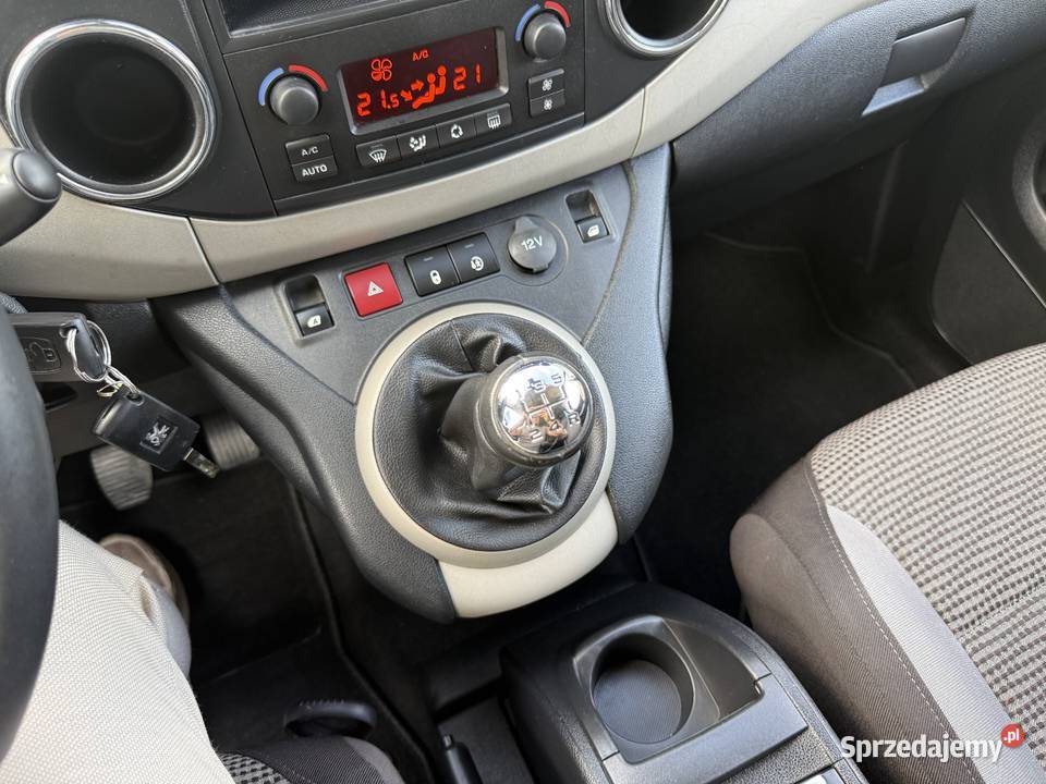 Peugeot Partner 16 DIESEL Klimatronik Ledy system Start-Stop Konin