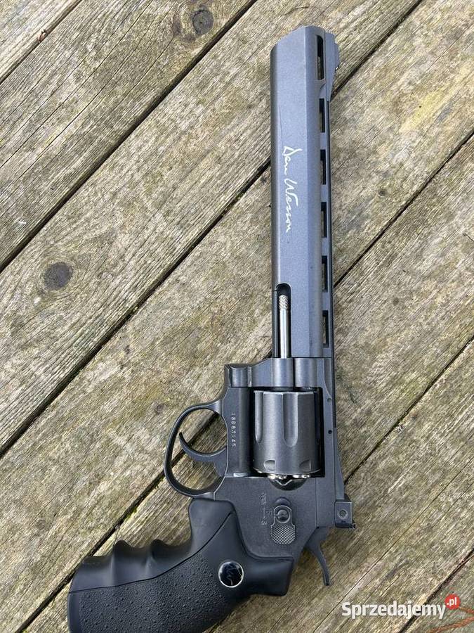 Rewolwer Dan Wesson 8 45mm BB
