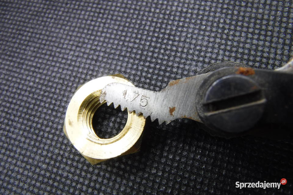 Nakrętka mosiężna M11 nakrętki mosiężne skok Produkcja Otwock