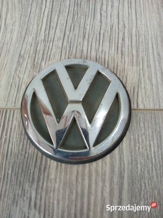 EMBLEMAT KLAPY TYŁ ZNACZEK LOGO VW PASSAT B5 Starogard Gdański