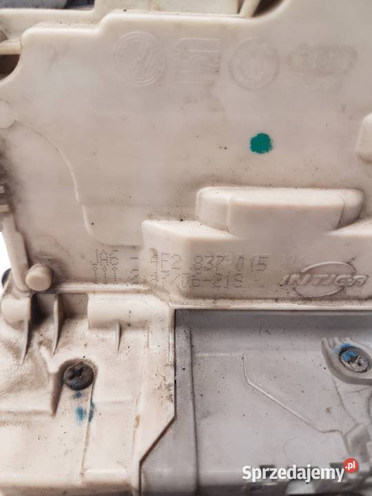 ZAMEK DRZWI LEWY PRZÓD AUDI A6 C6 4F2837015 8PIN Przystajń