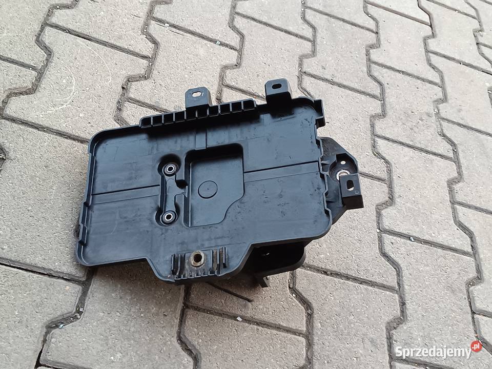 Suzuki SX4 SCROSS podstawa akumulatora7252161m10