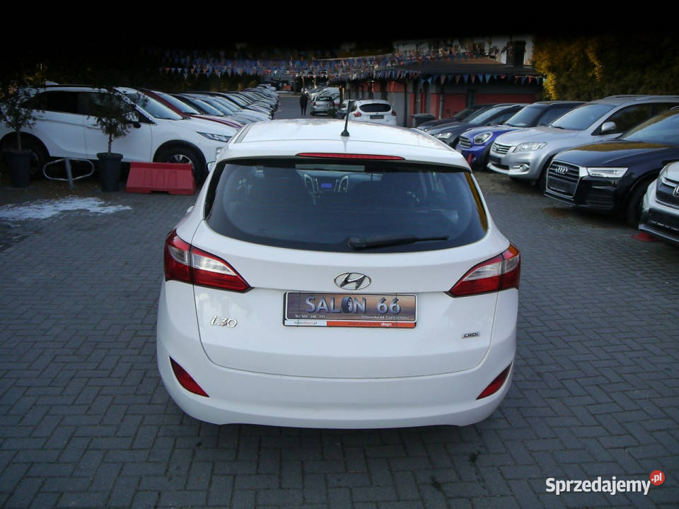 Hyundai i30 16d Led Stan B 100bezwypadkowy 1wł z Częstochowa
