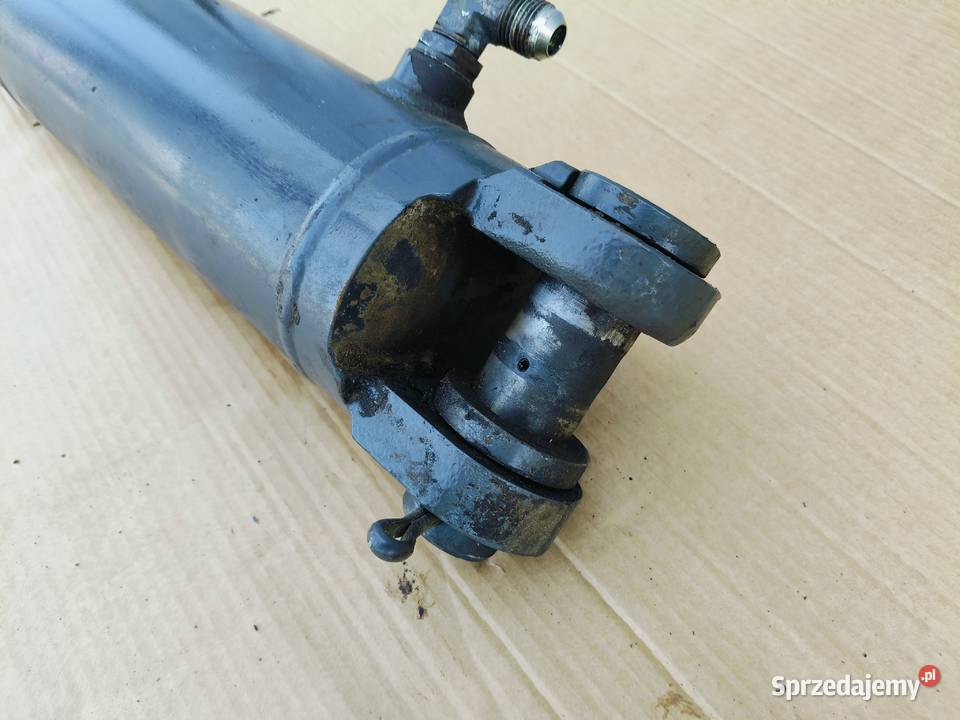 Claas Axion 840 CMatic 2013r 240 A09 Siłownik Hydraulika warmińsko-mazurskie Stalewo