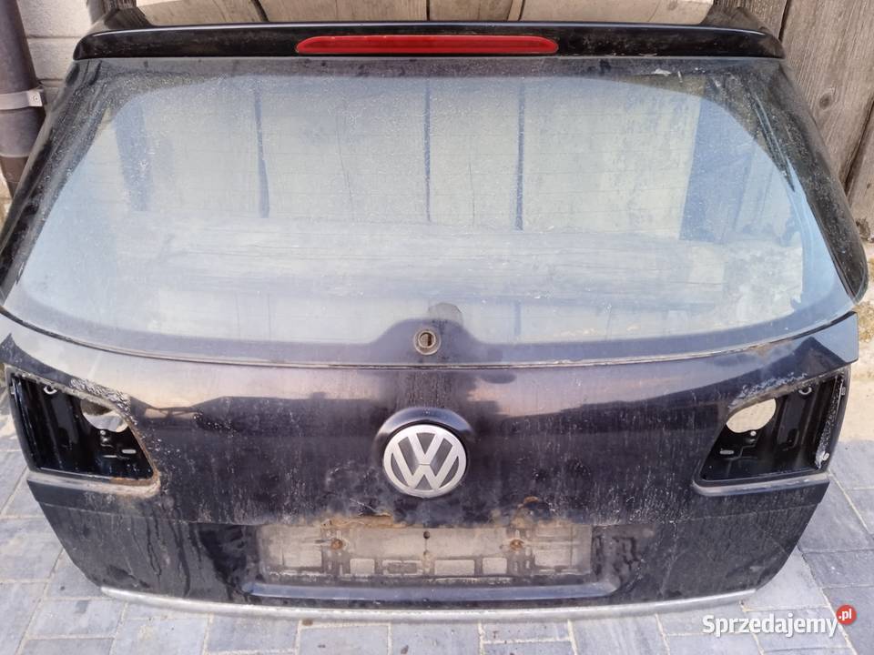 Klapa passat b6 czarna Nowa Słupia