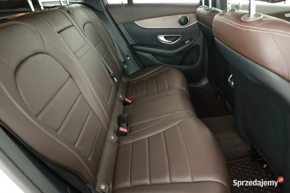 Mercedes GLC GLC 250 4MATIC światła LED