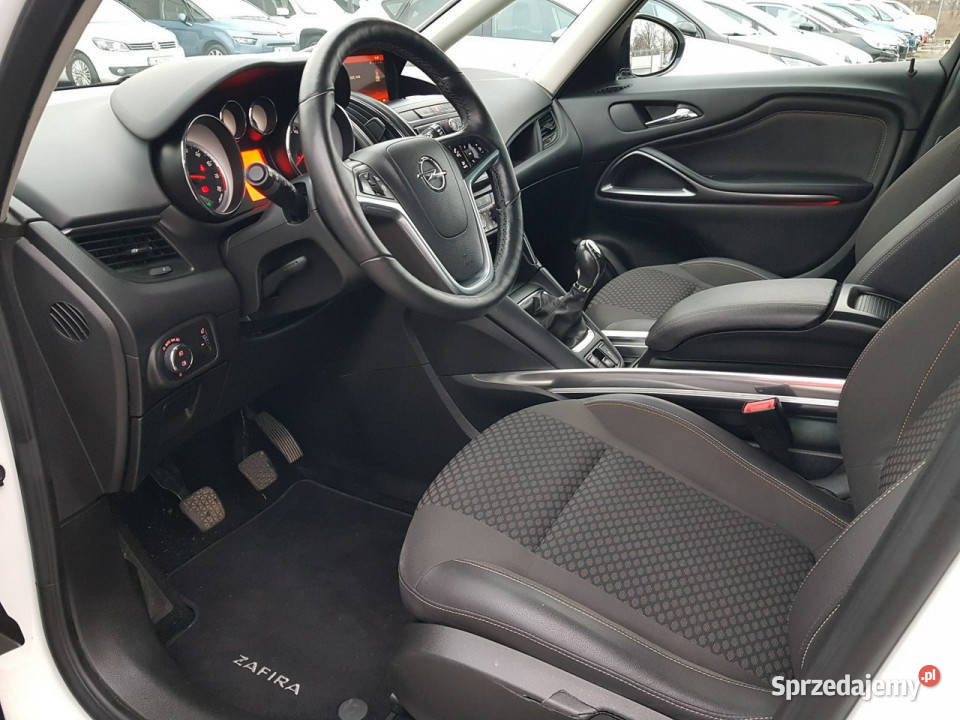 Opel Zafira 16 Turbo 200 Navi Klimatronik Kamera 200KM