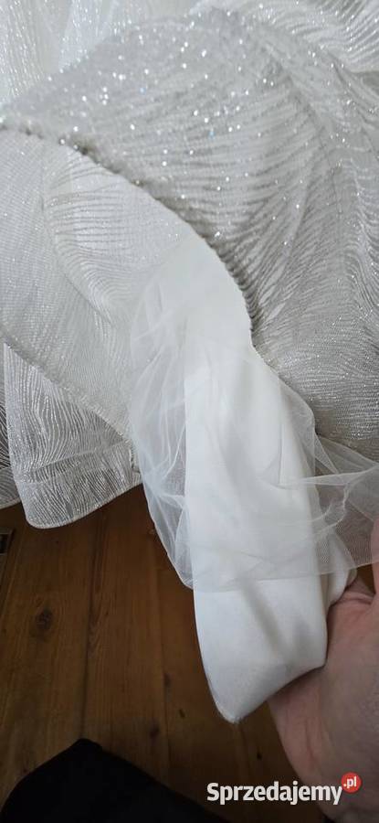 Piękna Suknia Ślubna 82cm Raków