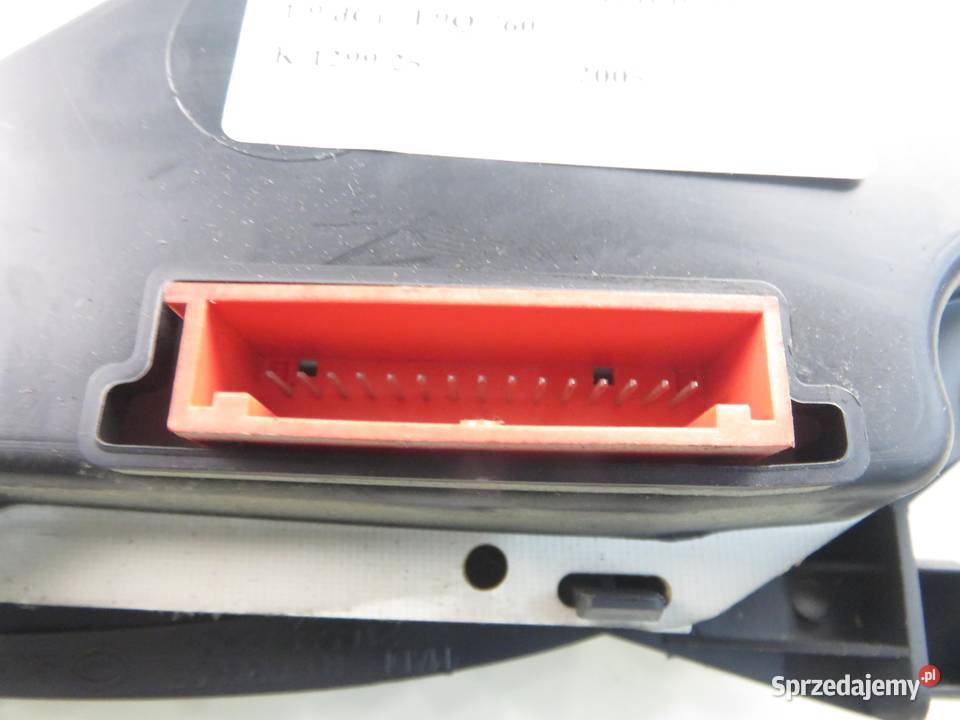 LICZNIK RENAULT TRAFIC II 19 dCi P8200279062B