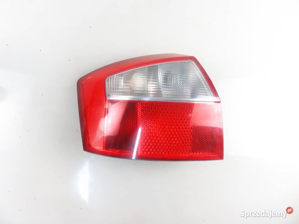 LAMPA LEWA TYLNA AUDI A4 B6 8E0945095