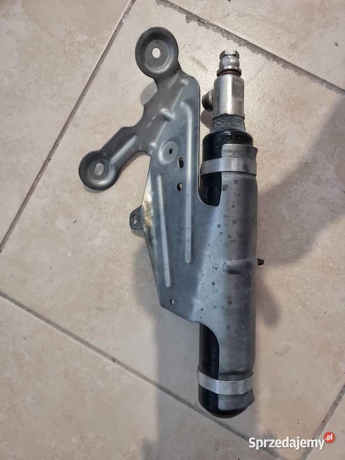 Oryginalna Gaśnicanabój silnika mercedes w213 Radomsko