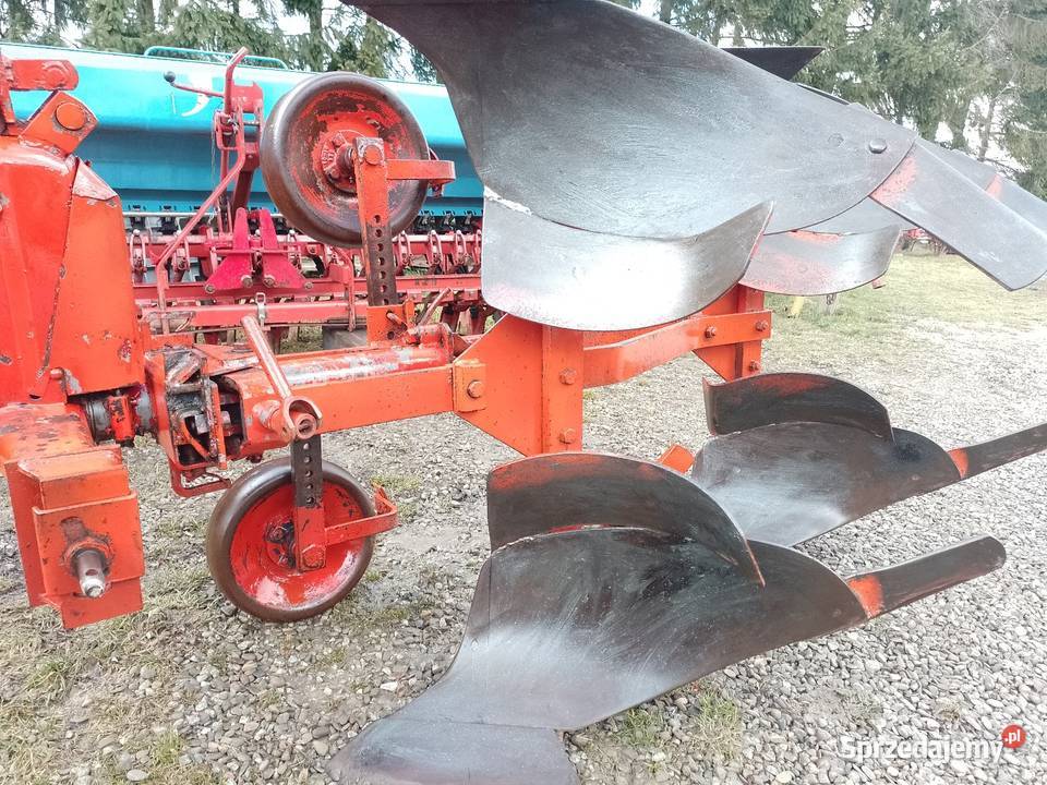 Pług 2 skibowy obrotowy nieuszkodzony