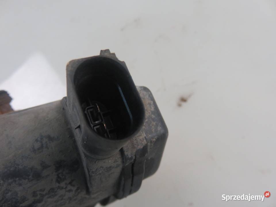 ZACISK LEWY TYŁ AUDI A4 B8 18 TFSI