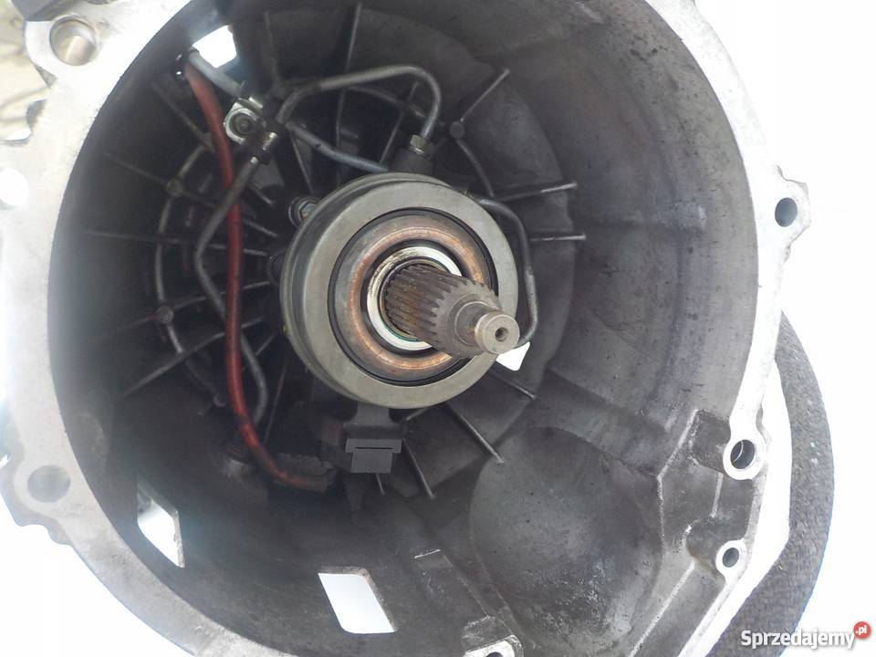 OBUDOWA ŁĄCZNIK SPRZĘGŁA MASERATI GRANTURISMO S Nowy Tomyśl sprzedam
