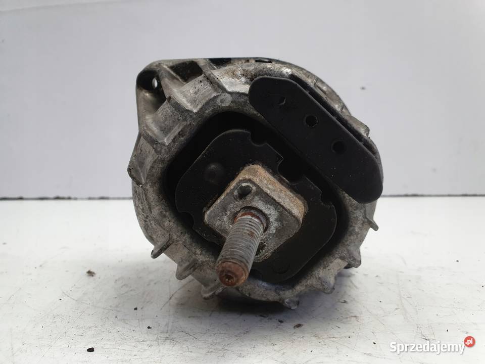 BMW E90 20 D PODUSZKA SILNIKA N47 139811 Chełm