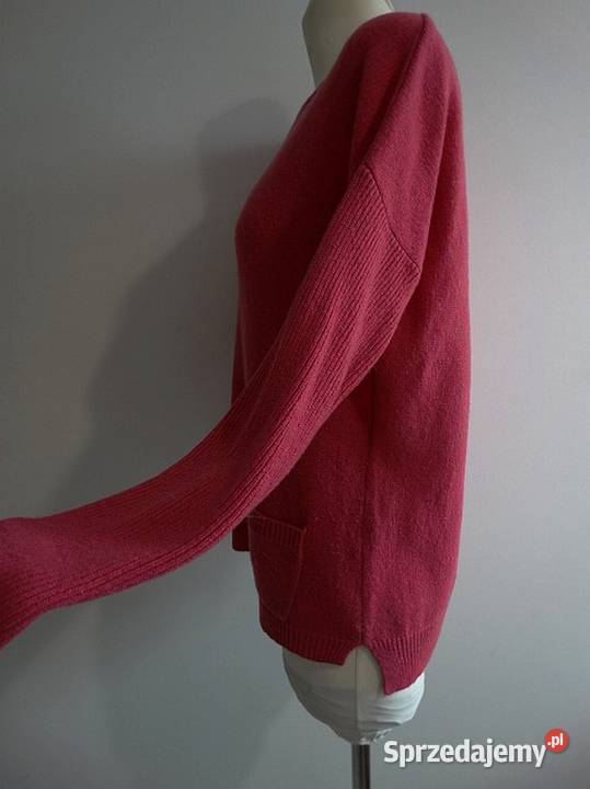 Sweter Wełniany Wełna Jagnięca Malinowy Kolor Łomża
