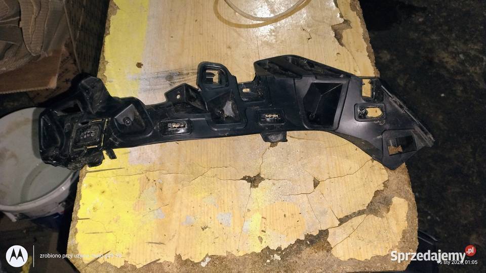 Ślizg zderzaka lewy przód Peugeot 208 2 dolnośląskie
