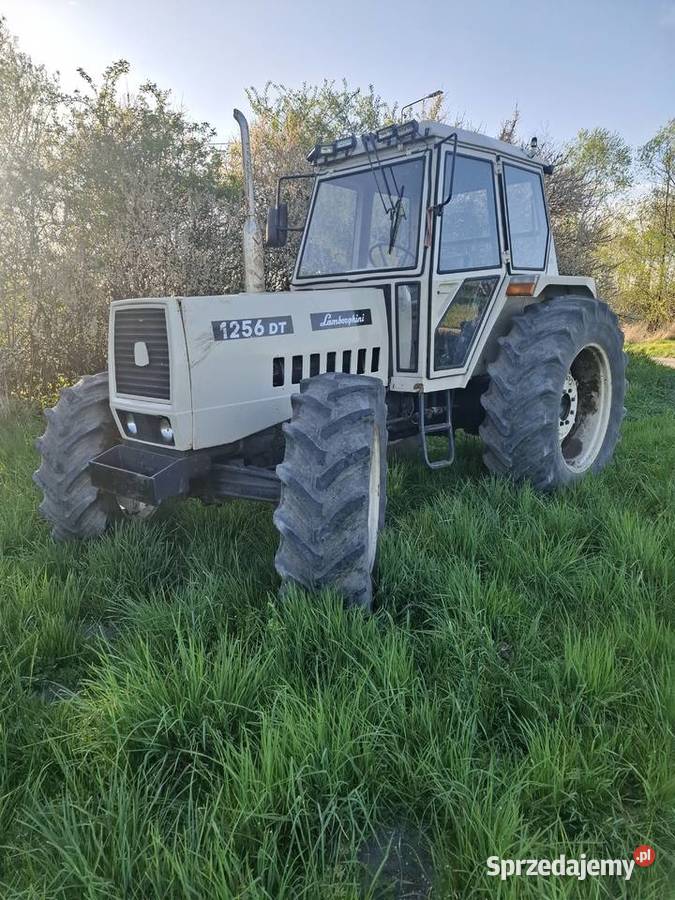 Ciągnik LAMBORGHINI 1256 z napędem 4x4 Pińczów