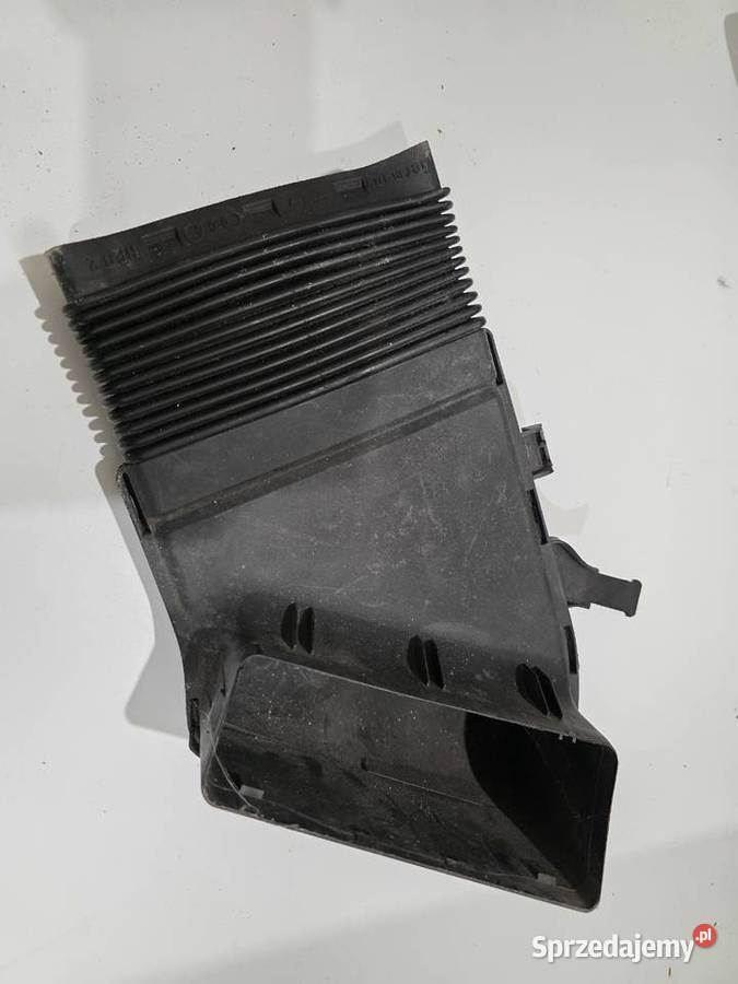Rura dolotu powietrza Audi a4b6 8E0129617E Pozostałe Iława