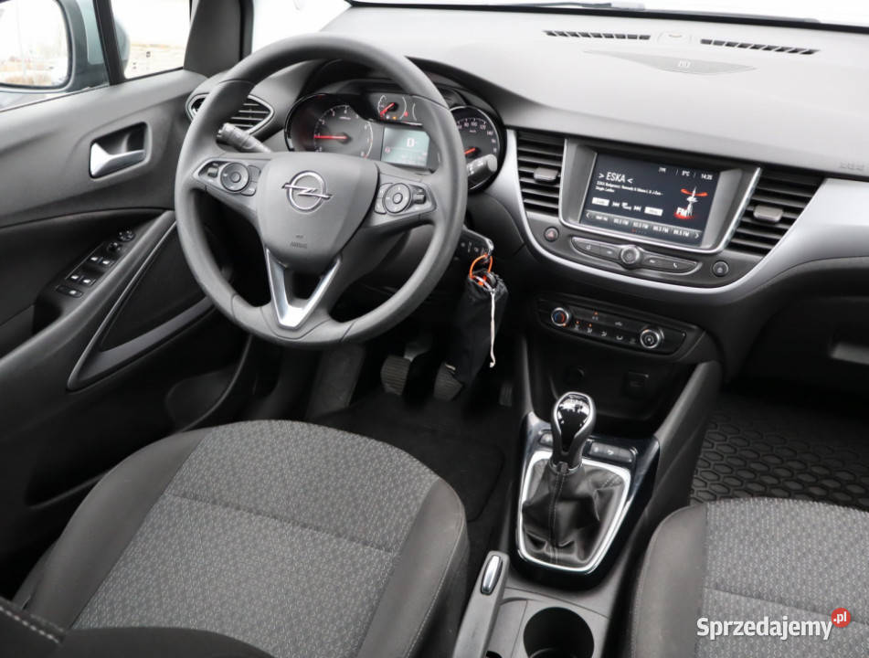 Opel Crossland 12 wspomaganie kierownicy
