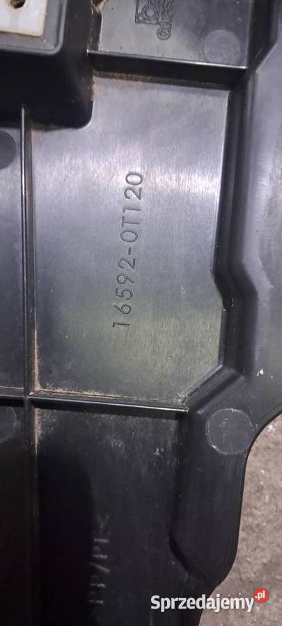 Toyota aurisDolna osłona chłodnic Warlubie sprzedam