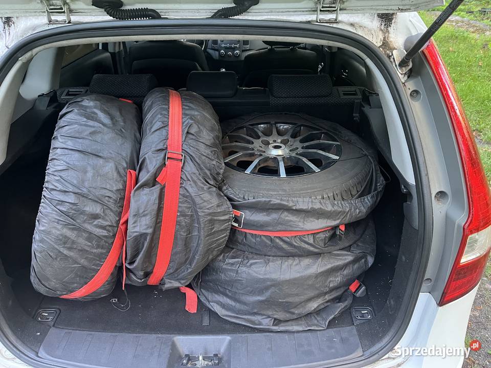 Hyundai I 30 kombi 14 benzyna Łosiów