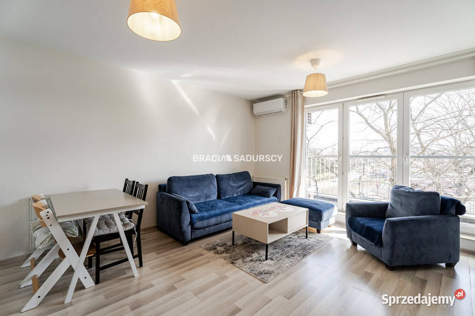 Mieszkanie 5758m2 Kraków Aleja Jana Pawła II blok