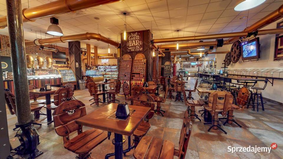 Drewniane krzesła ogrodowe pub bar restauracja Kraków