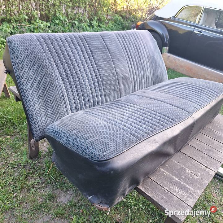 VW Garbus dwa fotele pod piramidkękanapa i tylne Gołków sprzedam