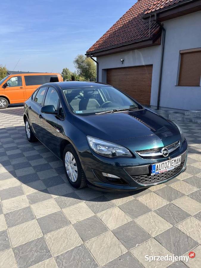 Opel Astra 2014 16 benzyna Polski salonprzebieg kujawsko-pomorskie