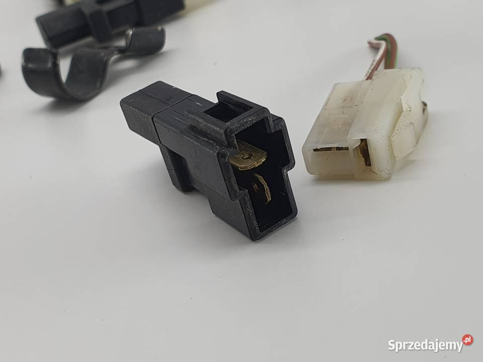 WTYCZKA KOSTKA PRZEKAZNIK PEUGEOT EVIVACITY Janowice