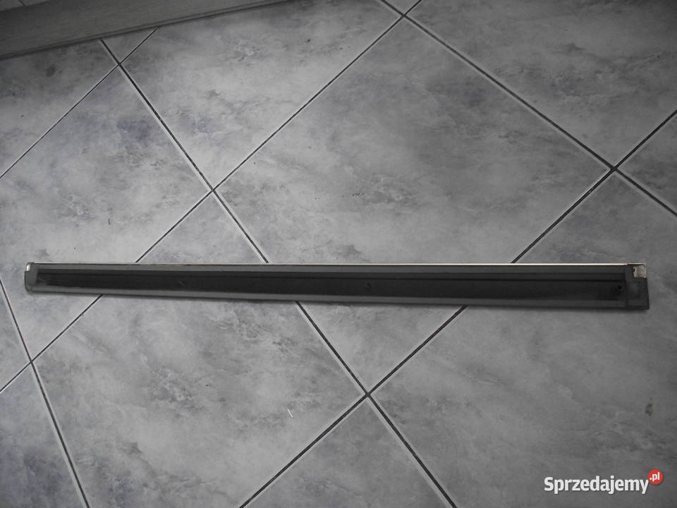 Vw Passat B5 Fl Listwa drzwi lewych Chrom Rok produkcji 2002