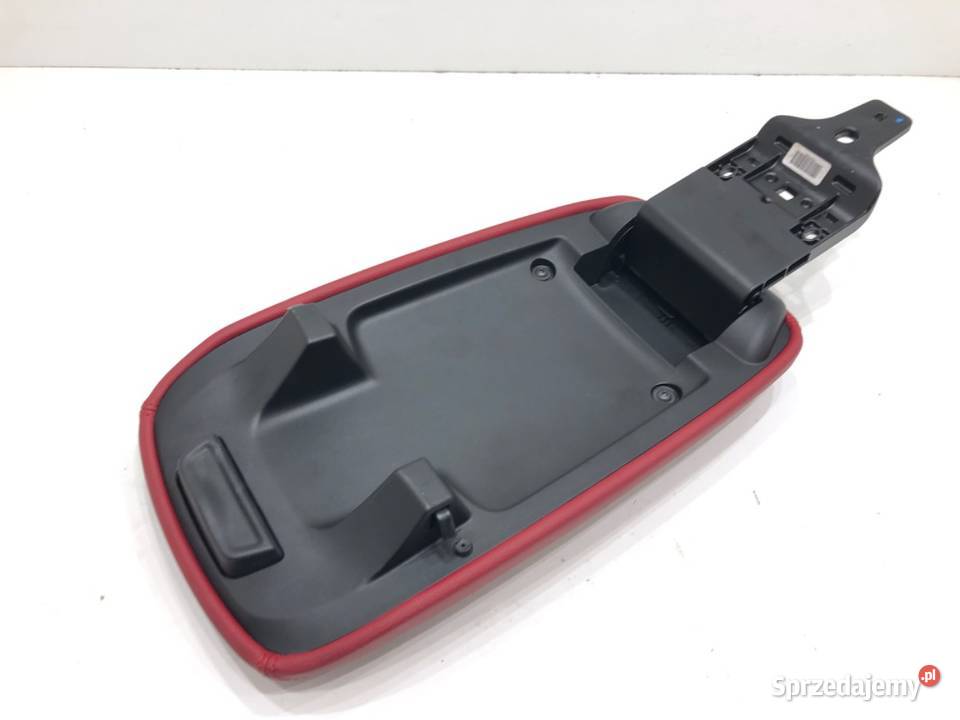 PODŁOKIETNK ALFA GIULIA SedanLimuzyna