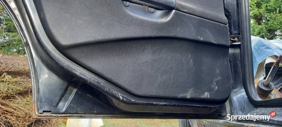 BMW E36 Kombi drzwi tył przód Brzozów