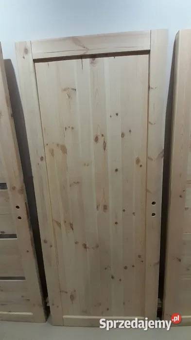 Drzwi sosnowe lite
